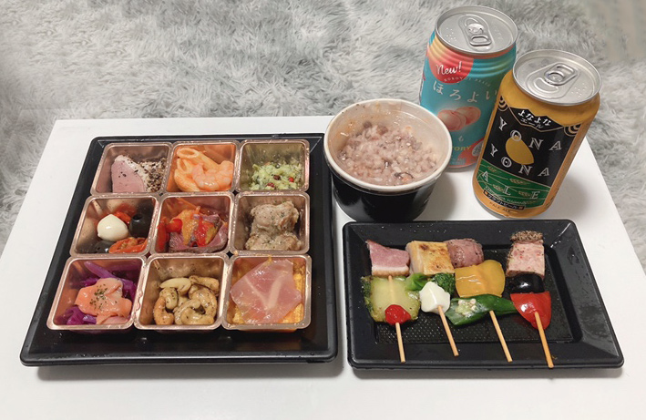 アクアスター創立30周年記念パーティー料理と飲み物